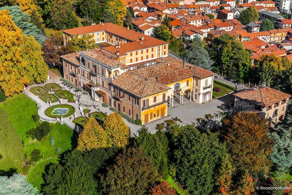 Villa Cagnola 1