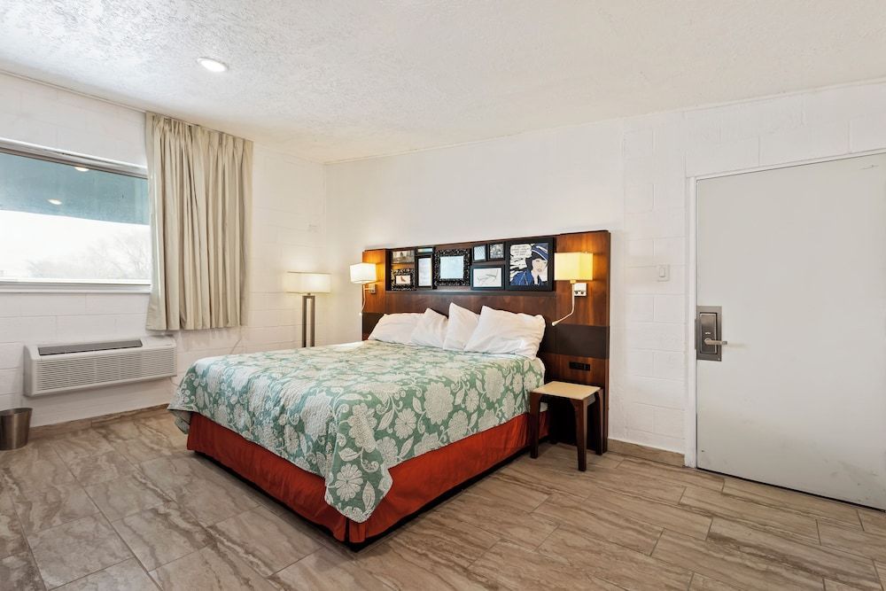 Temple View Inn 1