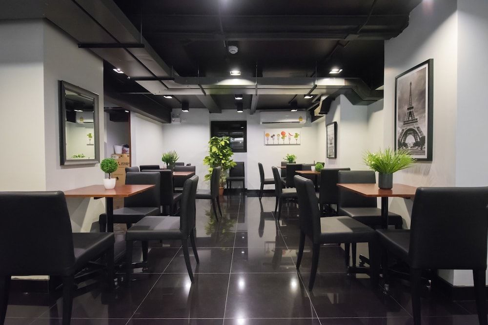 Sovereign Group Hotel at Pratunam 2