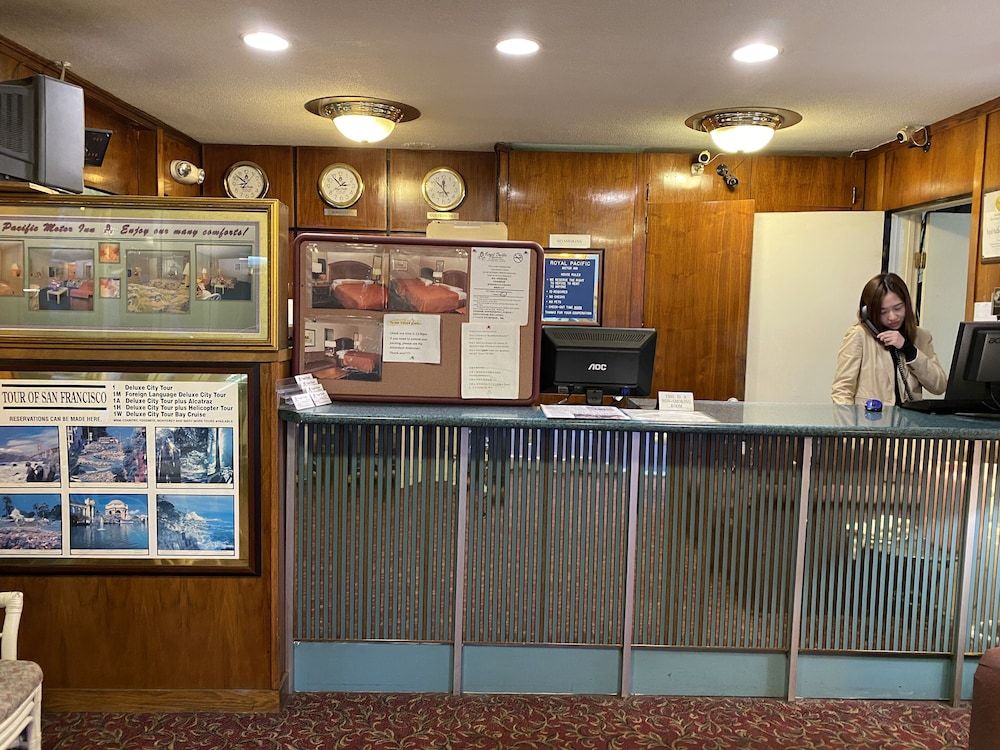 Royal Pacific Motor Inn 2