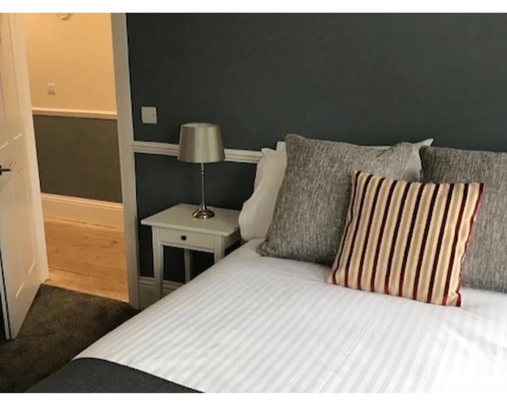 Iffley Town House 2