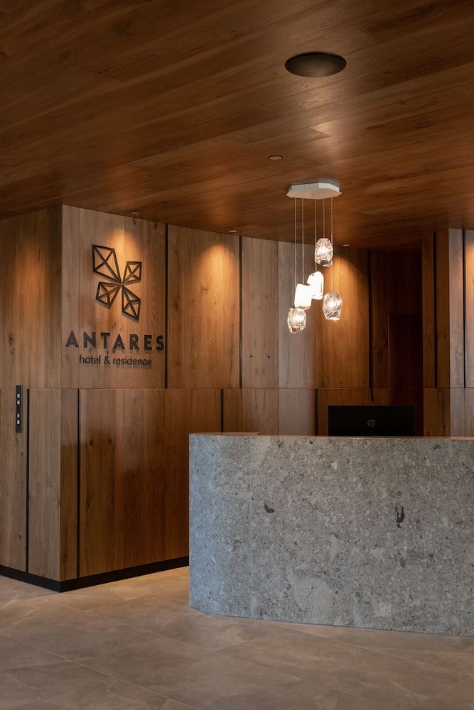 Antares 2