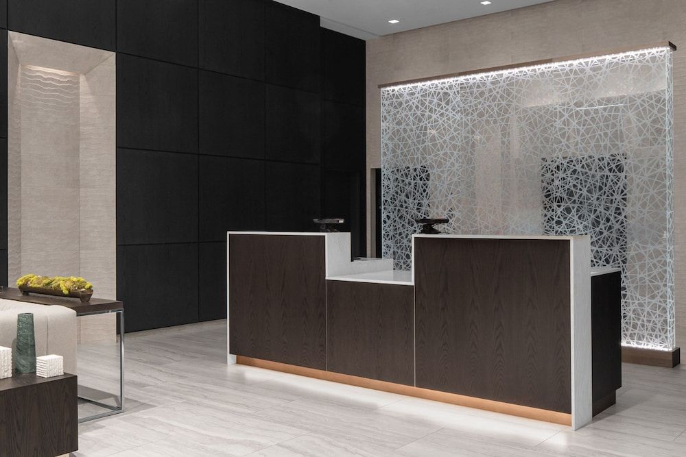 AC Hotel by Marriott Miami Dadeland 2
