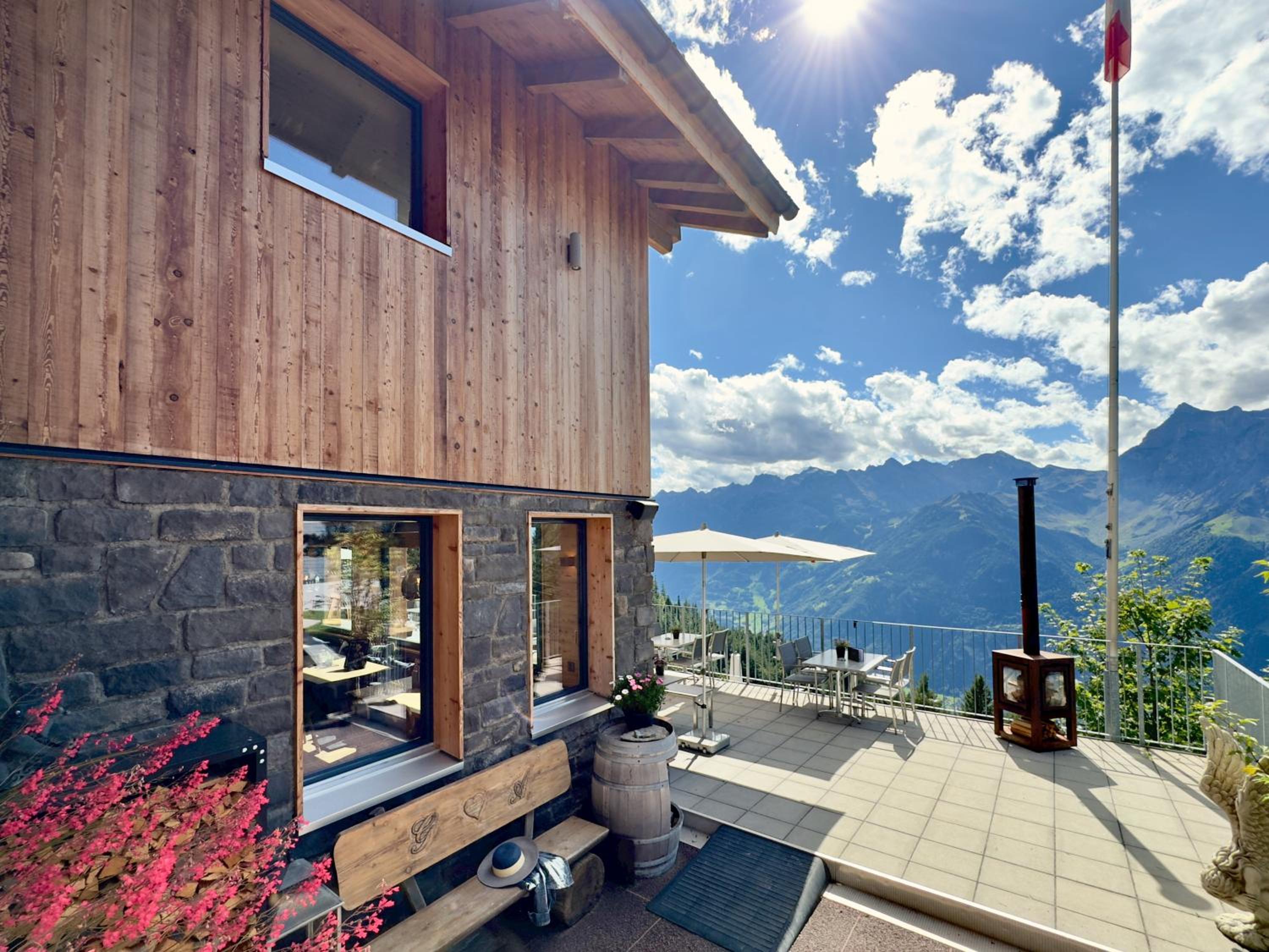 Berggasthaus Eggberge - Boutique Mountain Hotel - Access via Cablecar 1