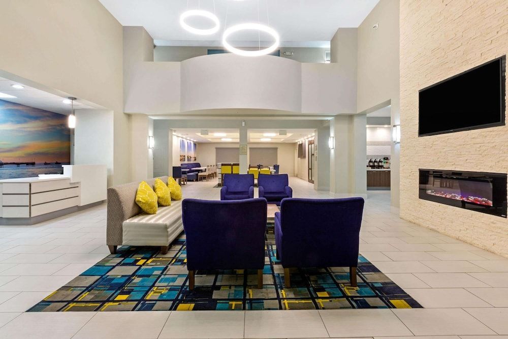 La Quinta by Wyndham NE Long Beach/Cypress 2