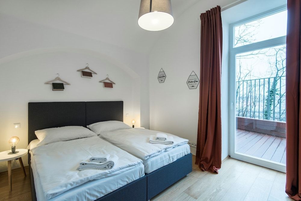 Rehorova apartments by Pragueforyou 2