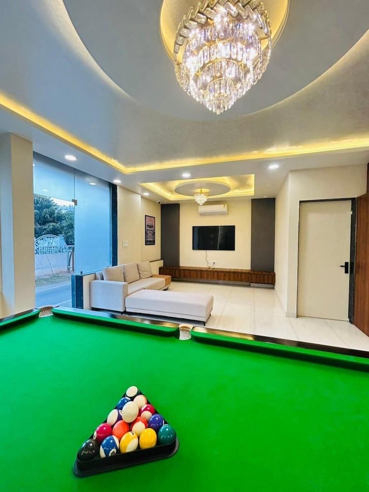 Hotel The Hidden Door-Near Jaipur Airport 2