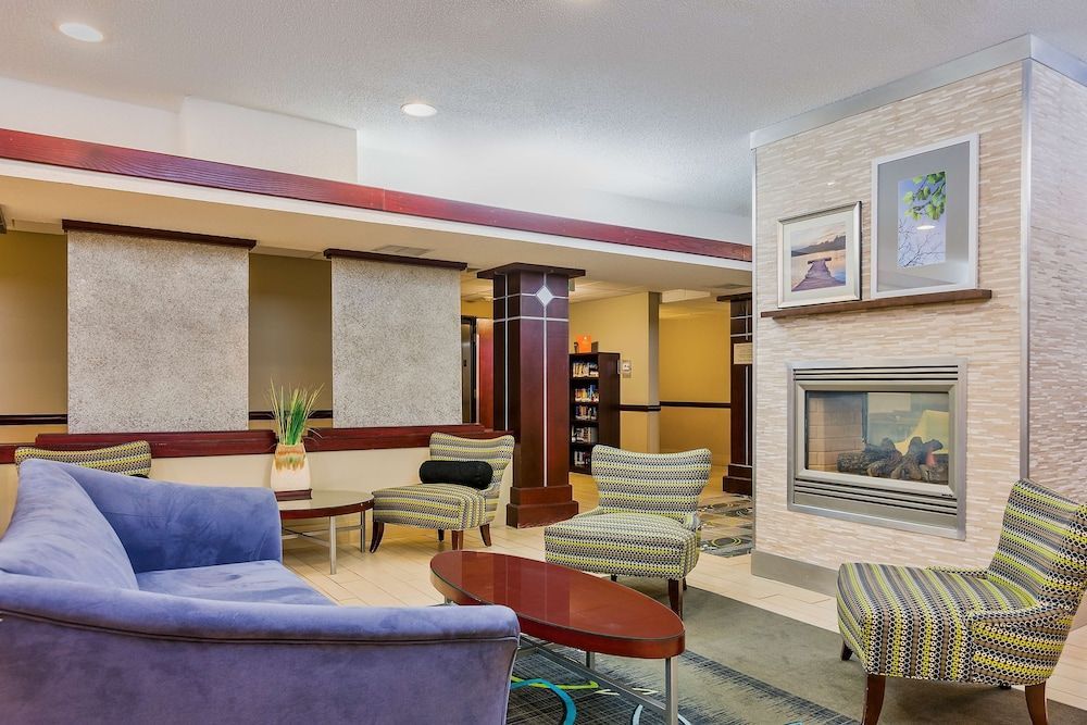 Staybridge Suites CEDAR RAPIDS NORTH by IHG 2