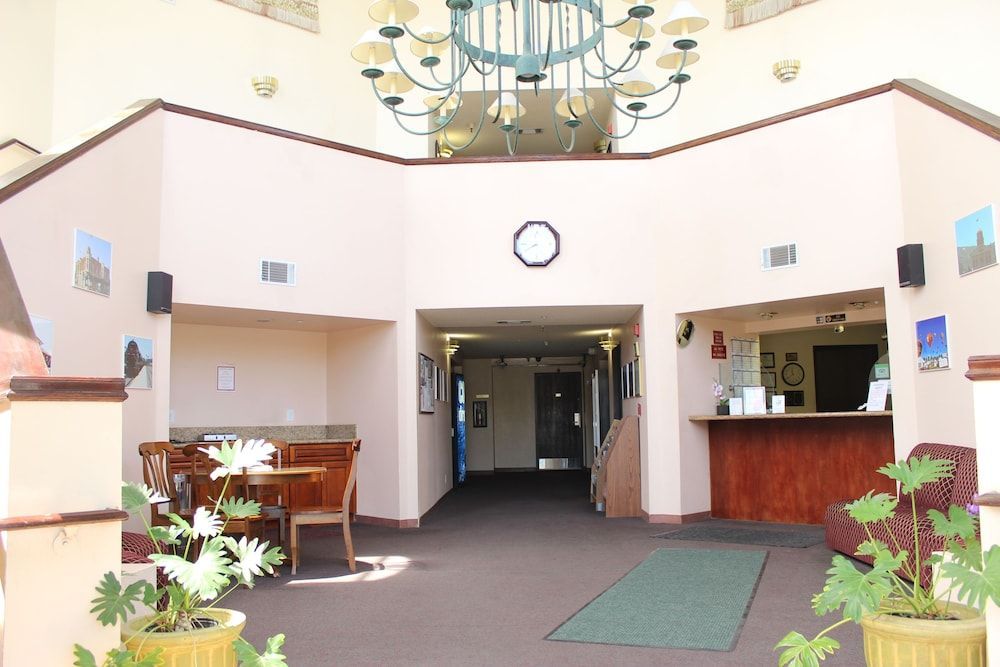 Ocean Gateway Inn 2