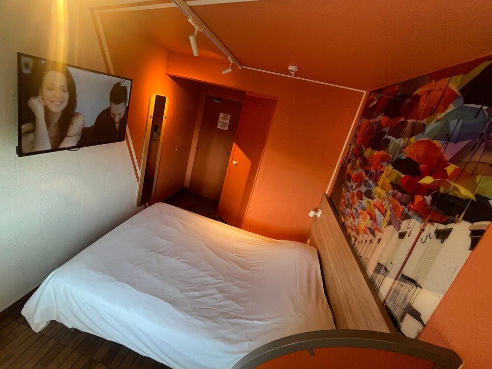 Egg Hôtel Sarcelles 1