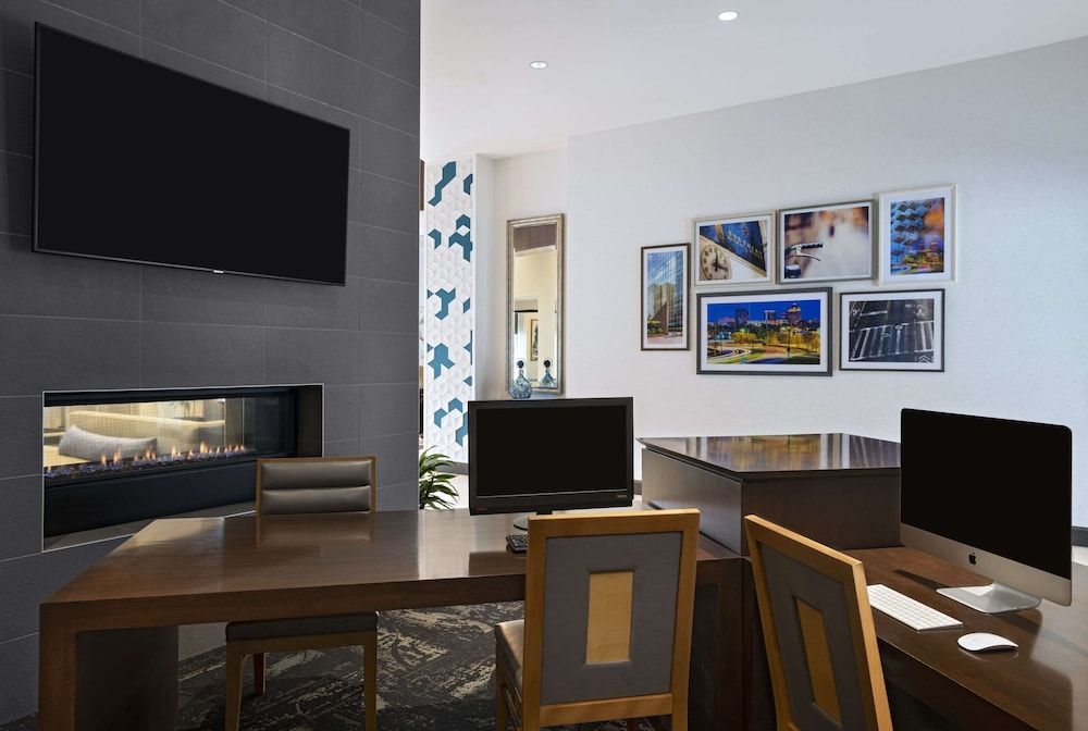 Hyatt Place Greensboro Downtown 2