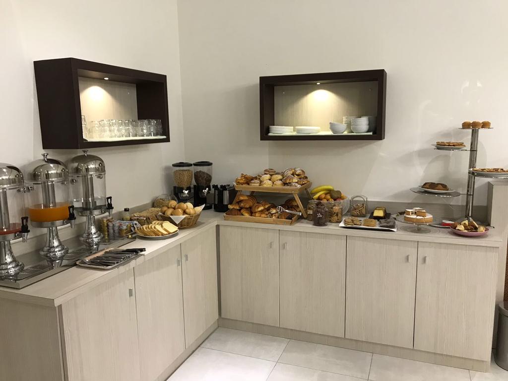 Hotel Frejus 1