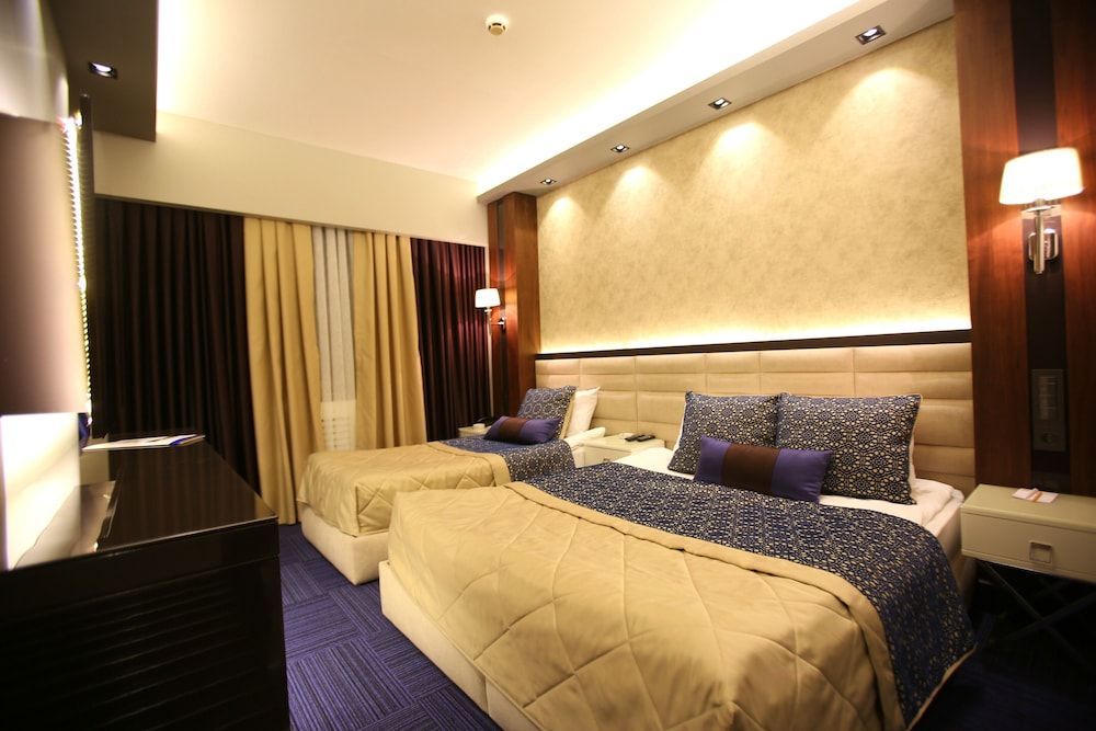Prestige Hotel 1