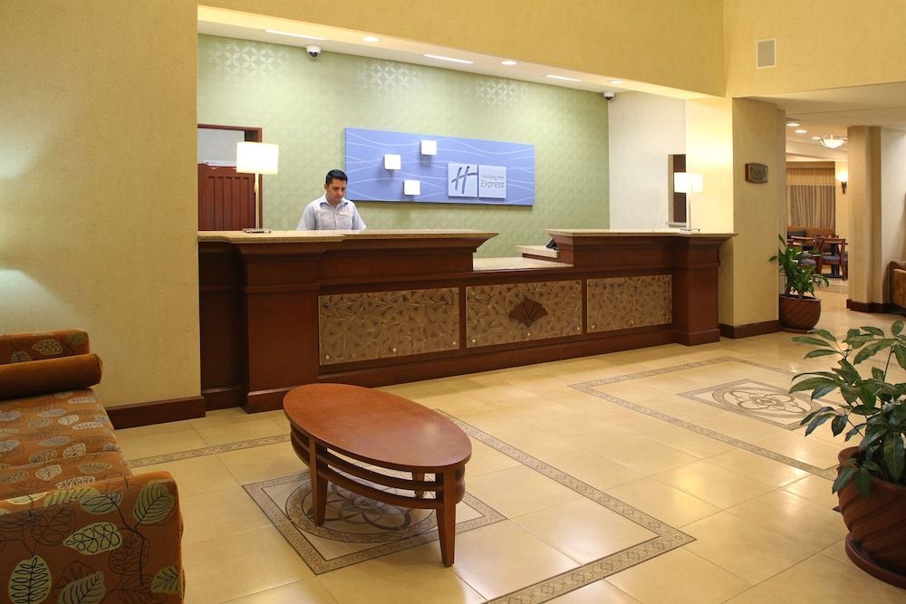 Holiday Inn Express & Suites CUERNAVACA by IHG 1