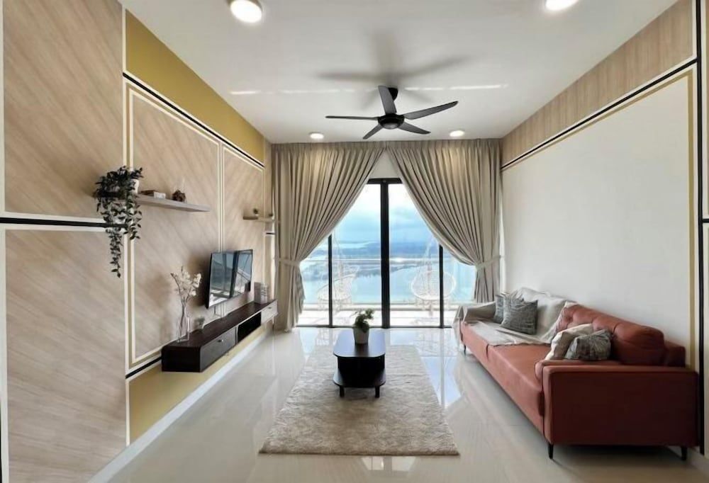 Bora, Frelories Seaview Suite by Antlerzone 1