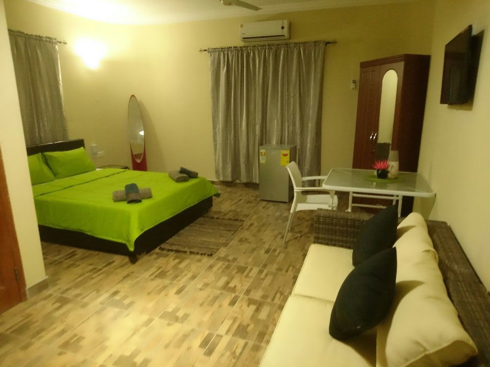 The Golden Apple Guest House 1