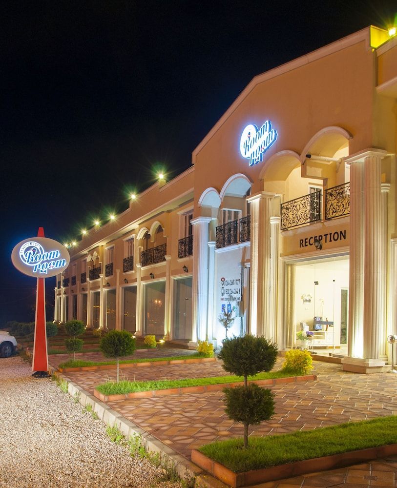 Room Room Boutique Hotel 1