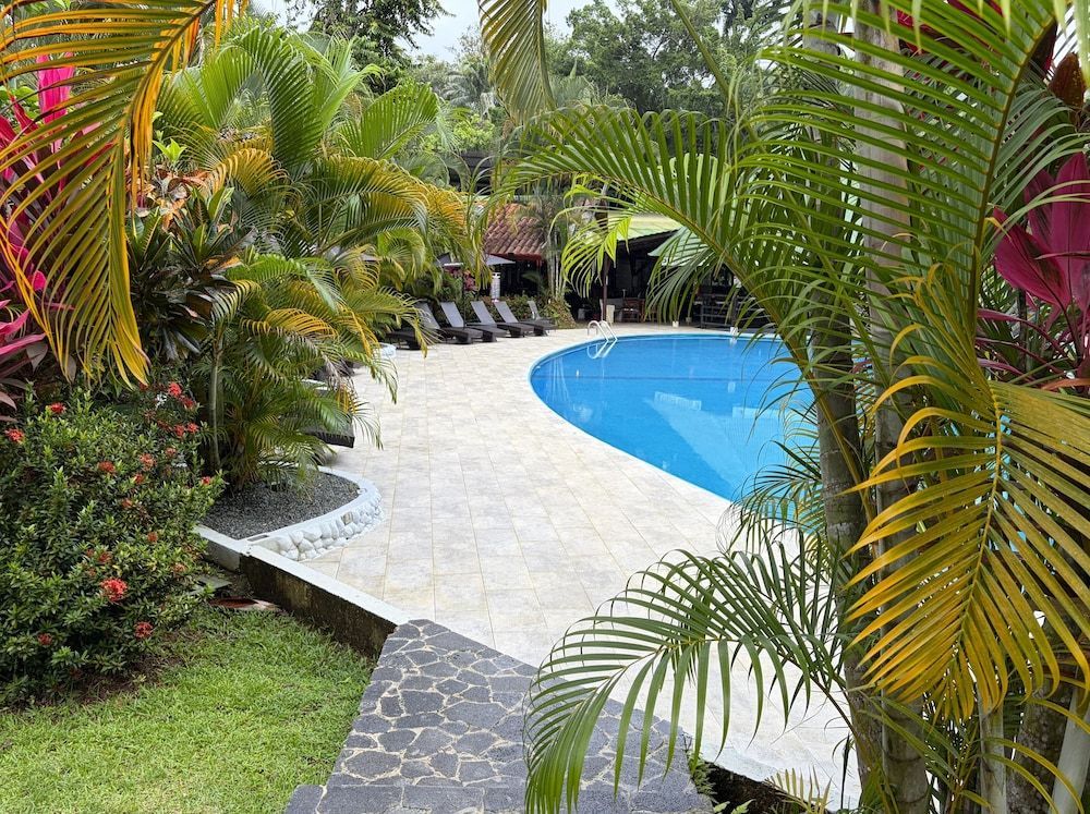 Hotel Villas Rio Mar 1