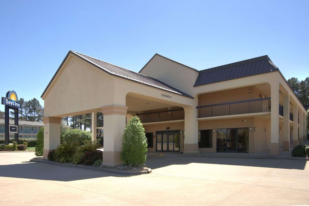 Days Inn by Wyndham Longview South 1