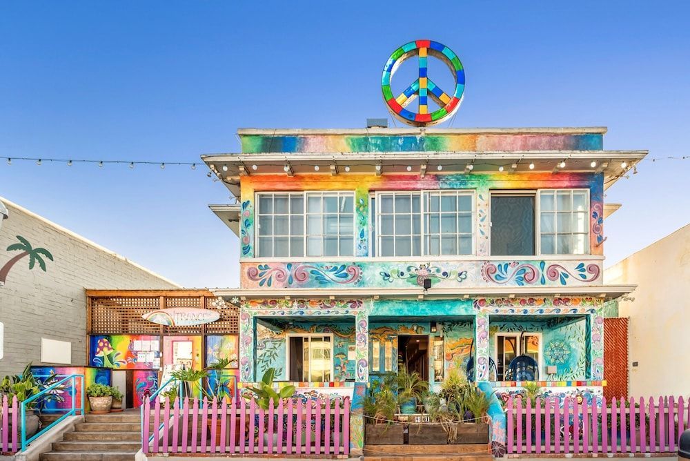 Samesun Ocean Beach Hotel & Hostel 1