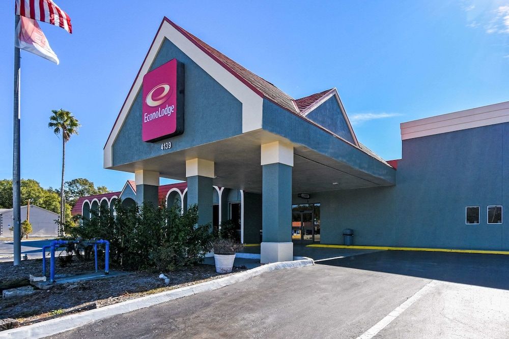 Econo Lodge 1