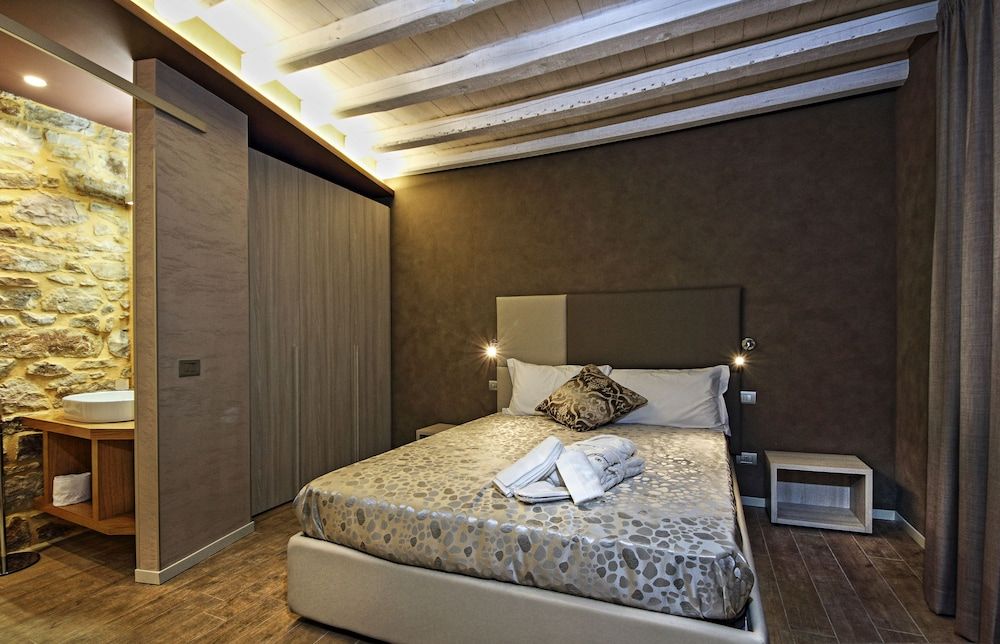 Notti O' Tunn Luxury Rooms in centro 1