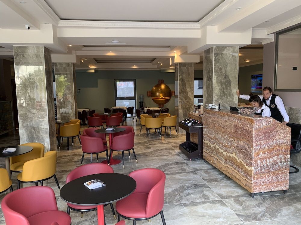 Hotel Elysee 2