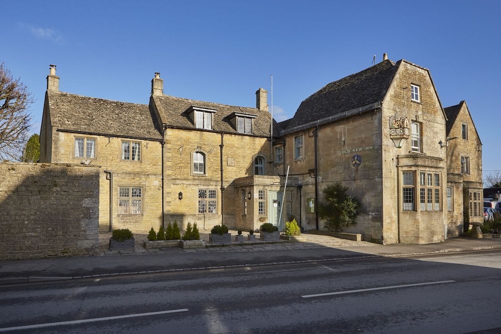 The Old New Inn 1
