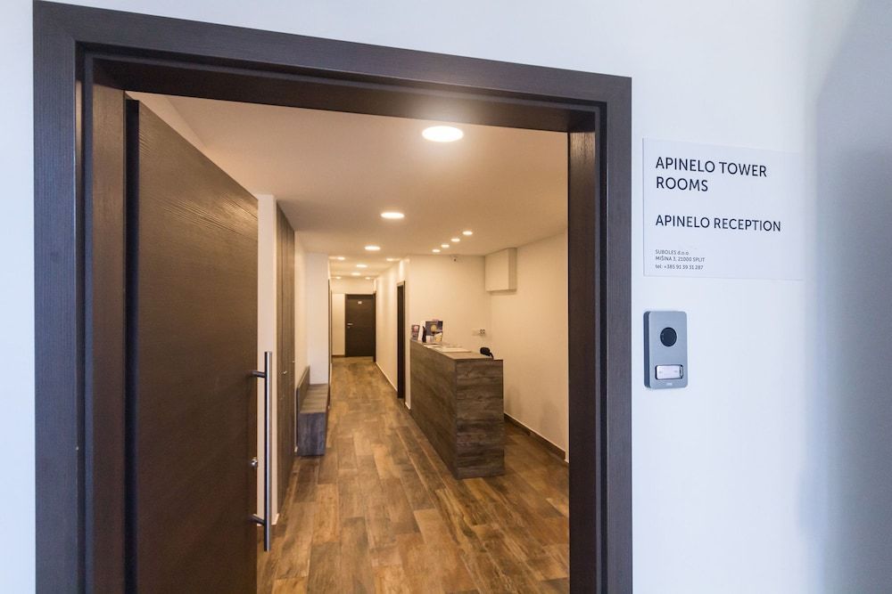 Apinelo Tower Rooms 2