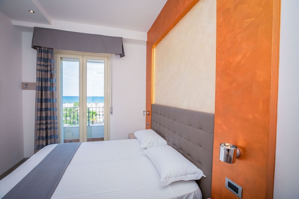 Hotel Gabbiano 1