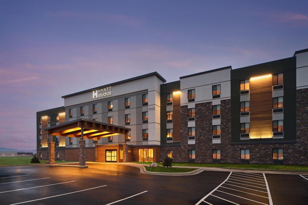 Hyatt Studios Kalispell 1