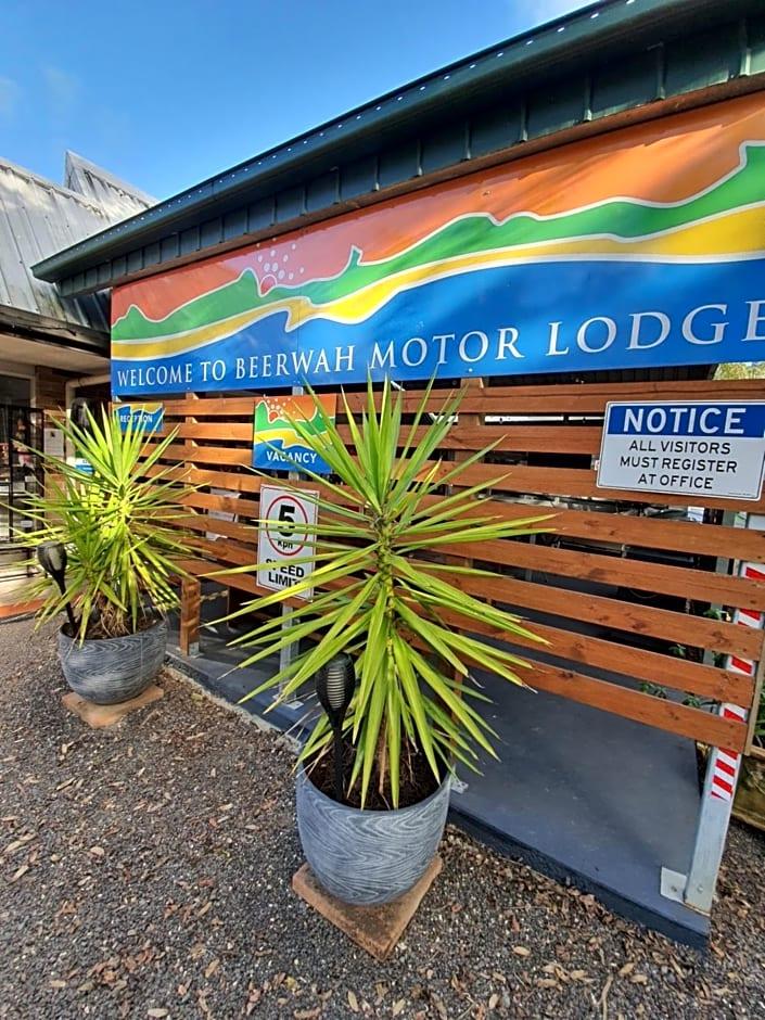 Beerwah Motor Lodge 1