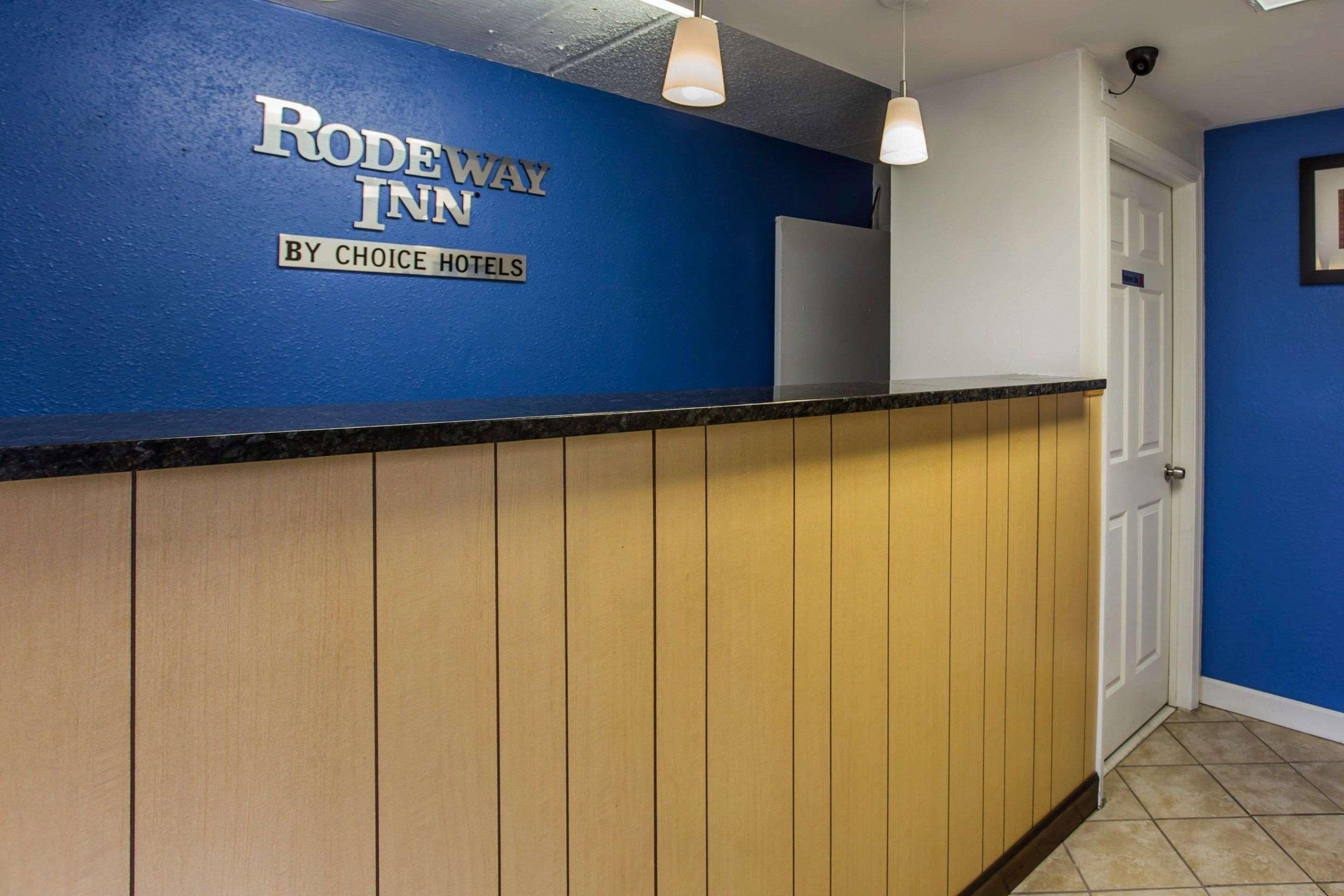 Rodeway Inn Charlotte 2