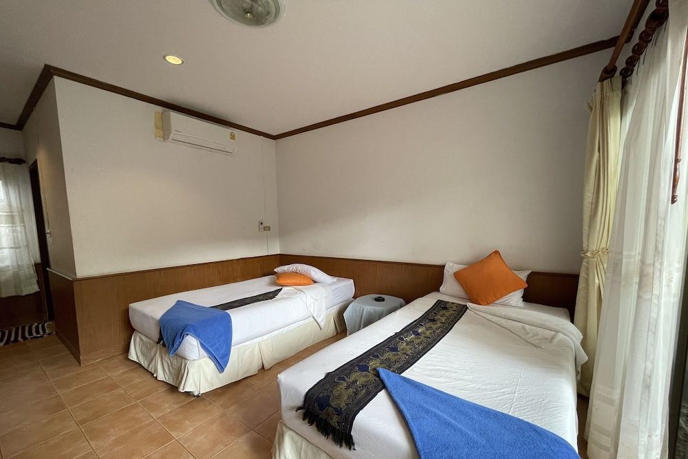 Sea Breeze Bungalow 2