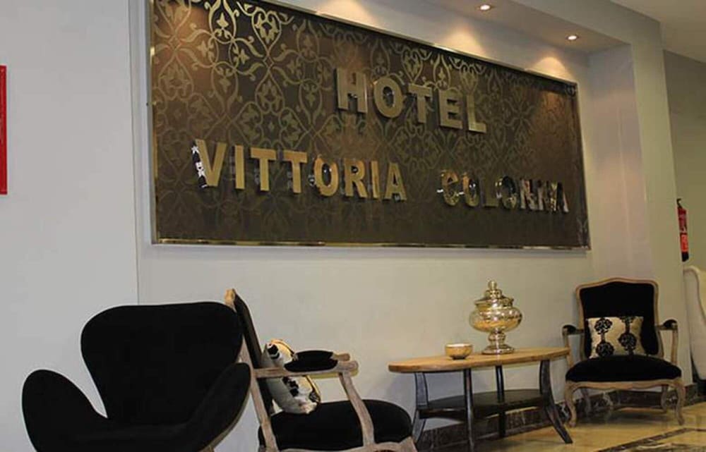 Hospedium Hotel Vittoria Colonna 1
