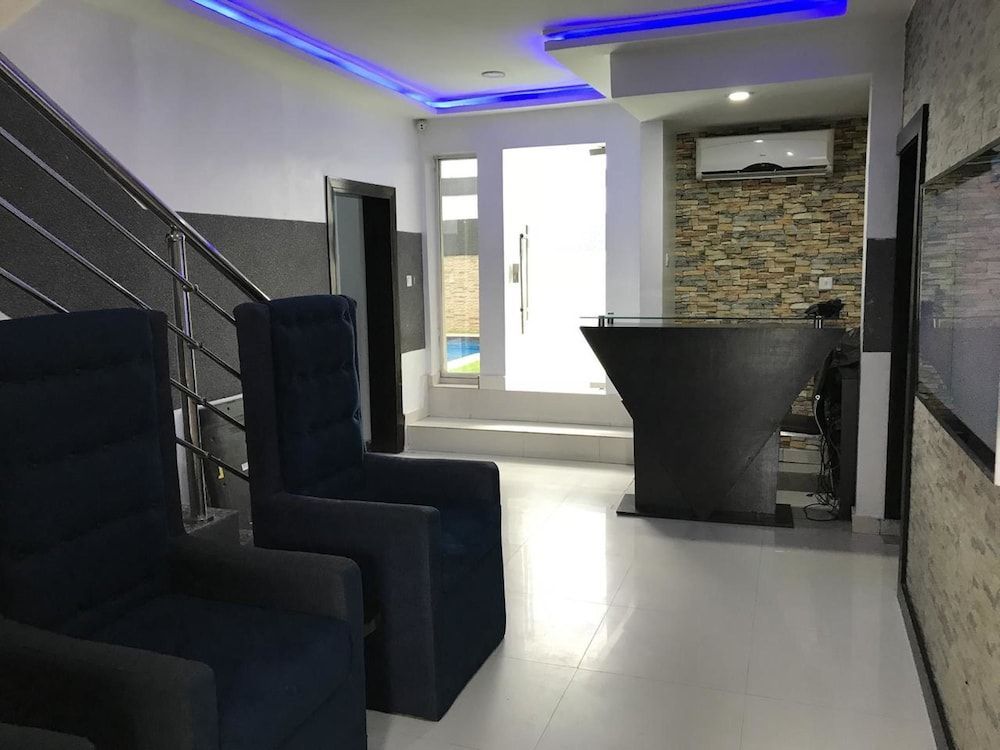 H3 Luxury Cottage 2