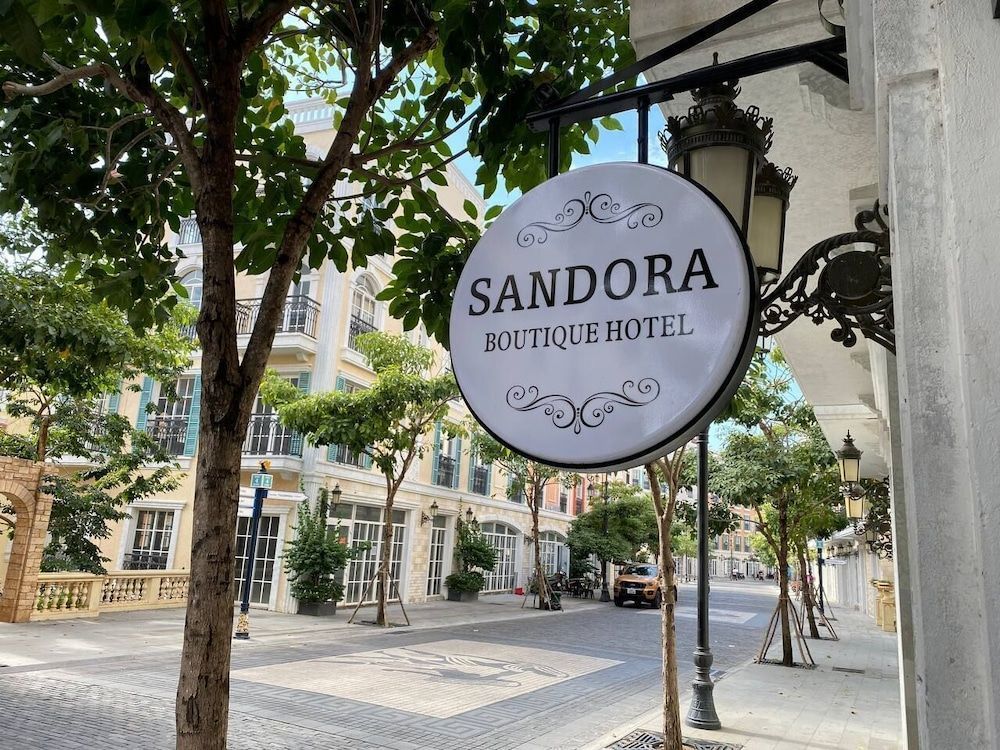Sandora Boutique Hotel - Sunset Town 1
