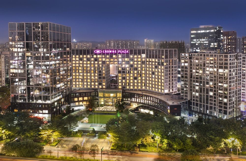 Crowne Plaza SHENZHEN LONGGANG CITY CENTRE by IHG 1