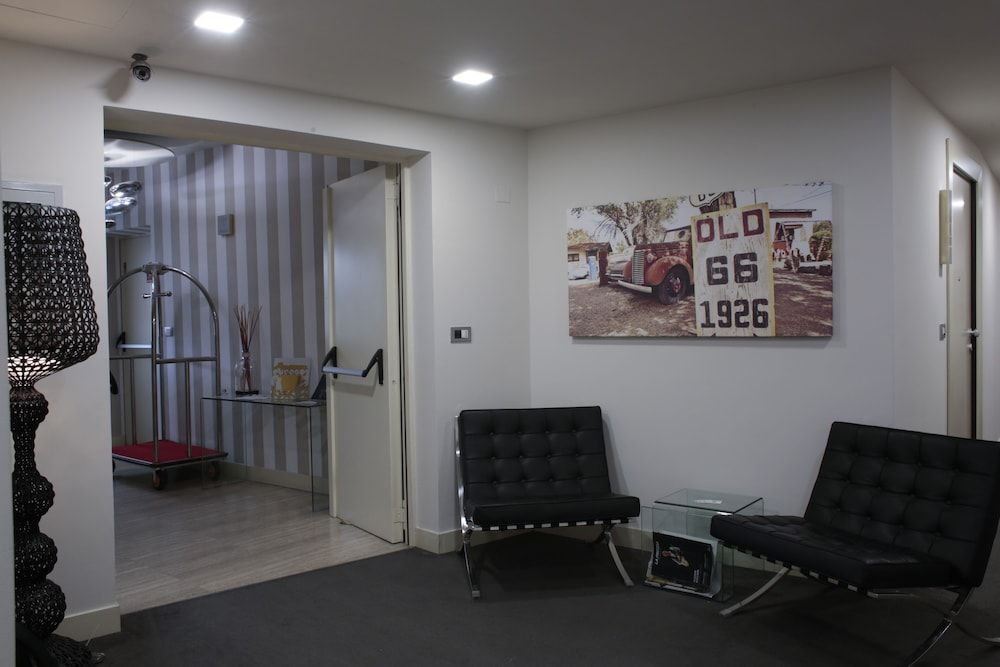 Home Club Suite Hotel 1
