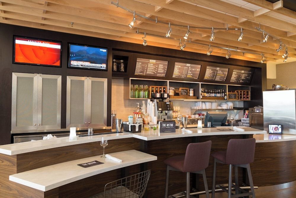 Courtyard by Marriott Morgantown 1