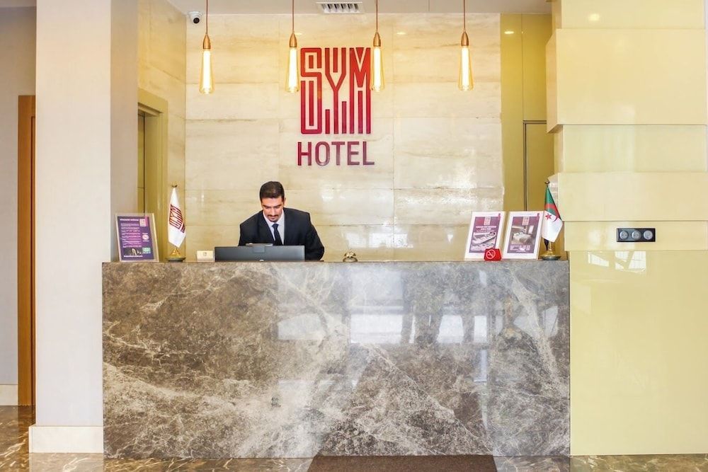 Sym Hotel - Chéraga 2