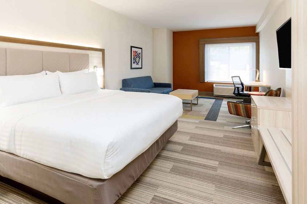 Holiday Inn Express & Suites STURBRIDGE by IHG 2