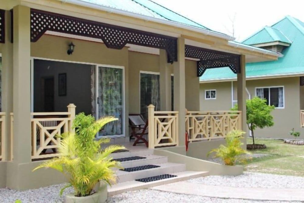 Hostellerie La Digue 1