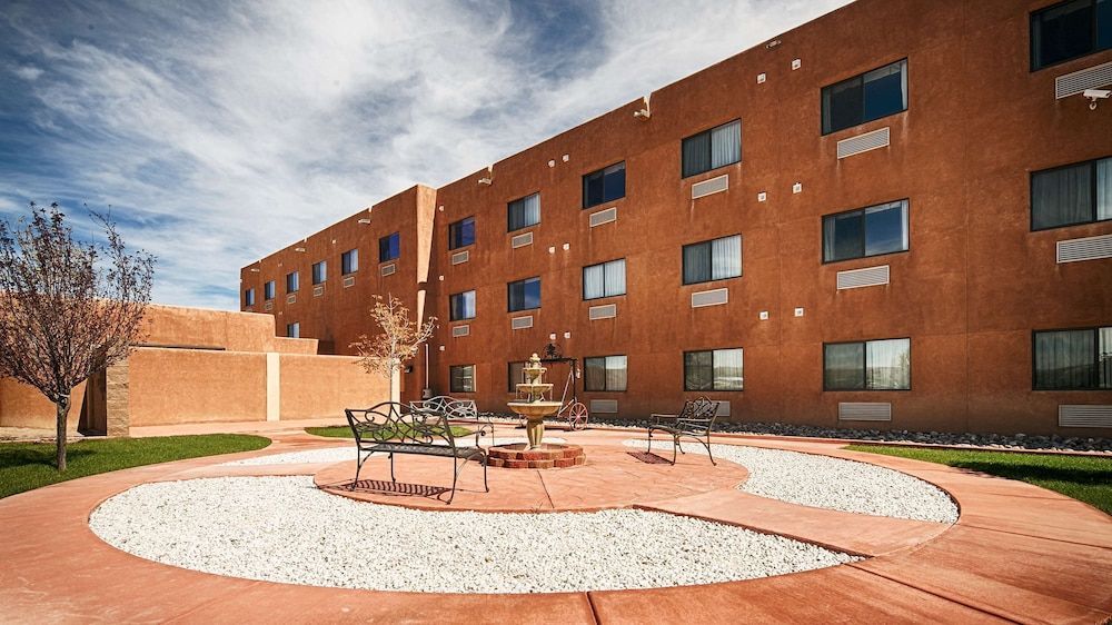 Best Western Territorial Inn & Suites 1