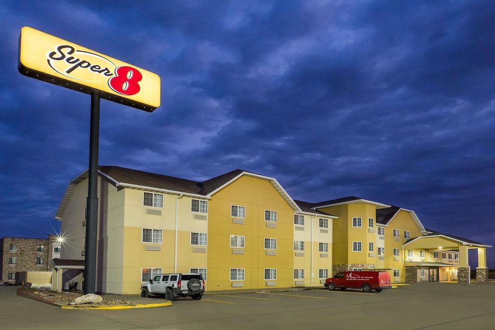 Super 8 by Wyndham Altoona 1