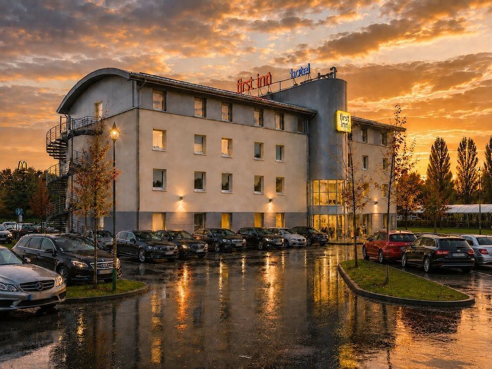 First Inn Hotel Paris Sud Les Ulis 1