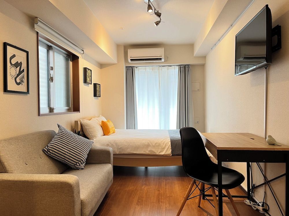 Dash Living Shinjuku 1