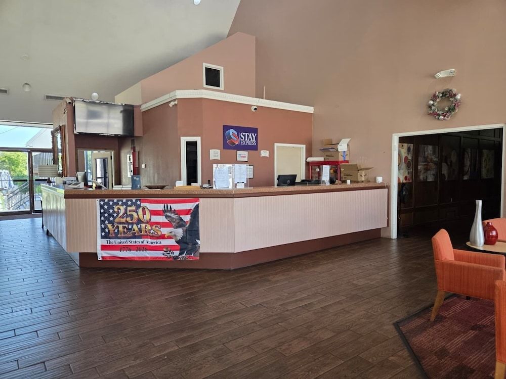 Stay Express Inn & Suites Tyler 2