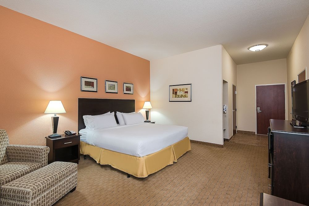 Holiday Inn Express & Suites LAFAYETTE EAST by IHG 2