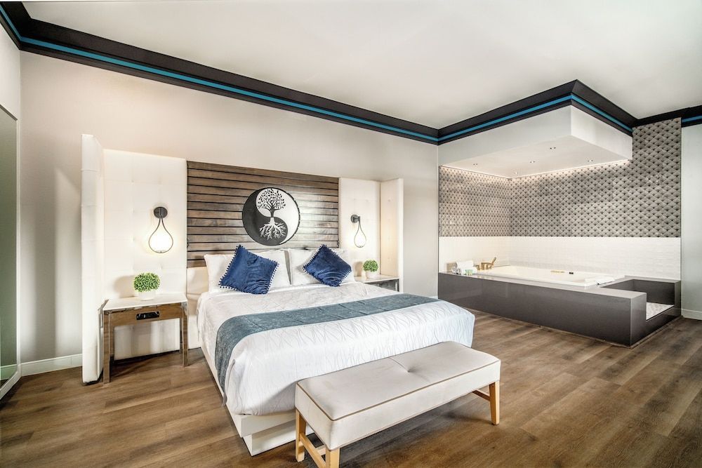 Aspire Inn Studios & Spas 1